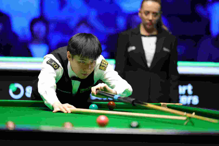 壹号娱乐官网-赵心童赢了，禁赛两年后连拿三冠，斯诺克圈有点乱了|特鲁姆普|希金斯|冠军|世锦赛|数据_新浪体育_新浪新闻